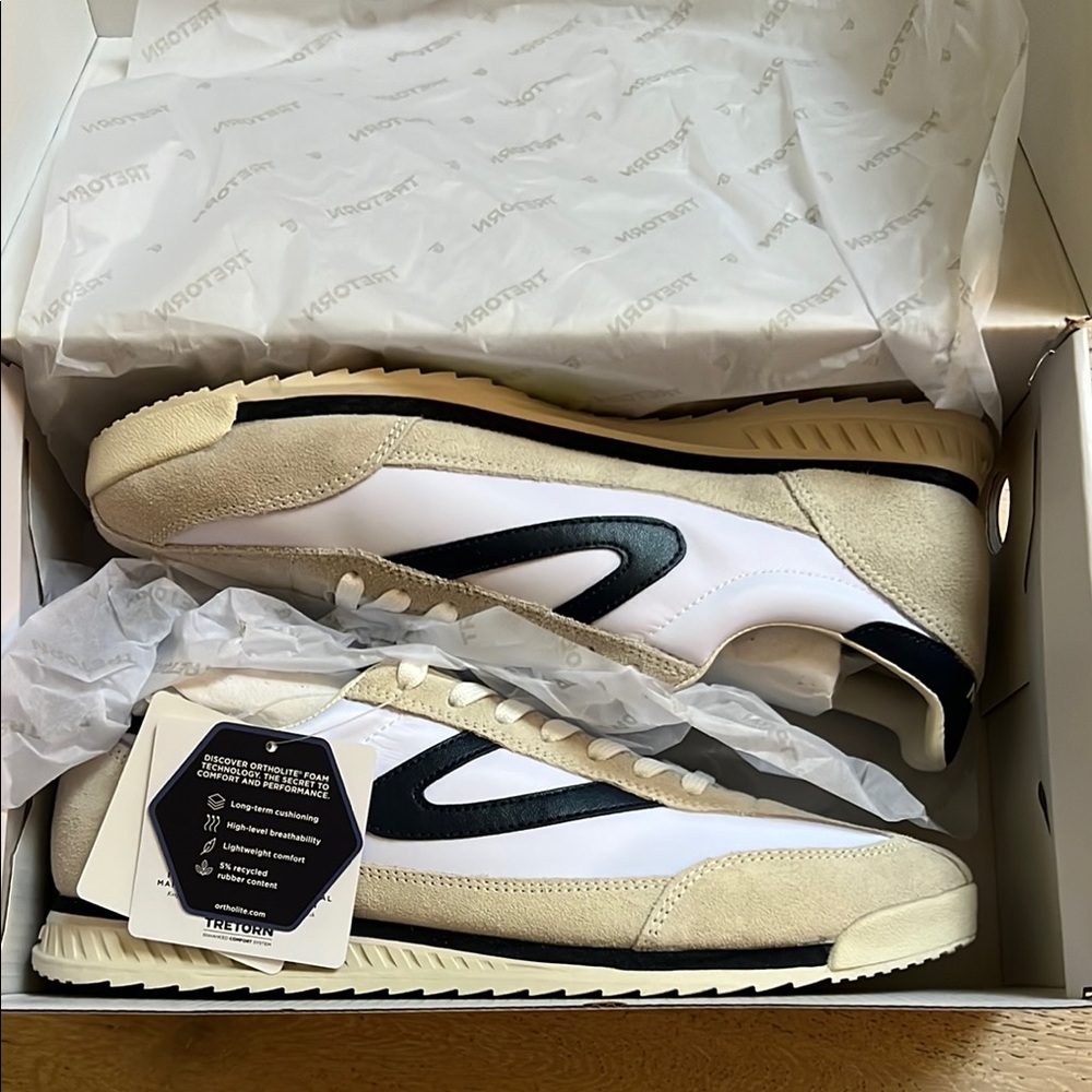 Tretorn White and Black Sneakers